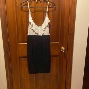 Black and white medium urban behavior dress